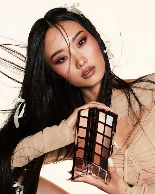 PATRICK TA Major Dimension III Matte Eyeshadow Palette - Bola Blaque