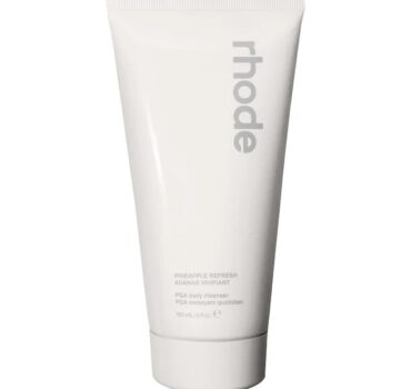 Rhode pineapple refresh PGA daily cleanser
