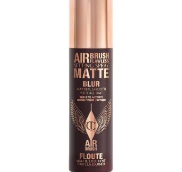 Charlotte tilbury Airbrush Flawless Matte Blurring & Waterproof Setting Spray