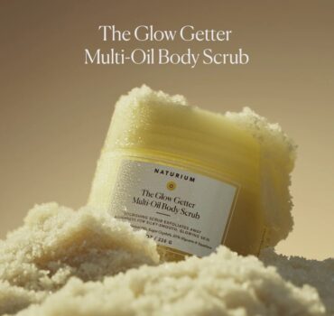 Naturium The Glow Getter Multi-Oil Body Scrub