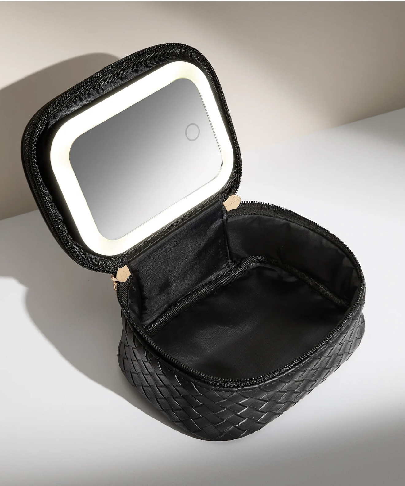 Beauty Bay LED Mirror Mini Travel Beauty Bag Black