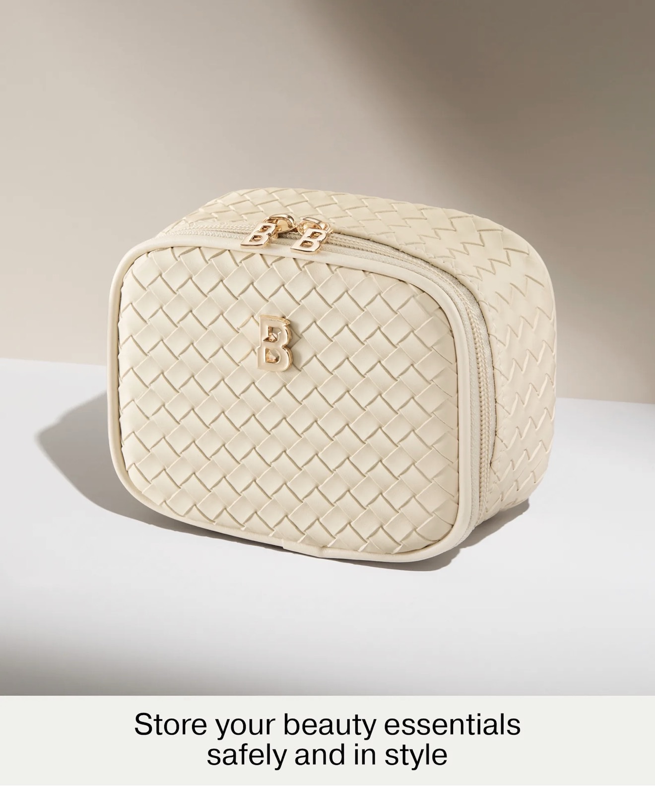 Beauty Bay LED Mirror Mini Travel Beauty Bag Cream - Image 2