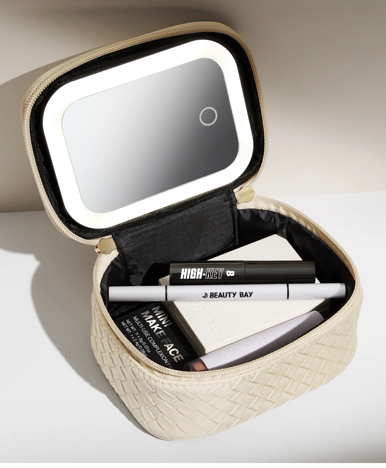 Beauty Bay LED Mirror Mini Travel Beauty Bag Cream - Image 6